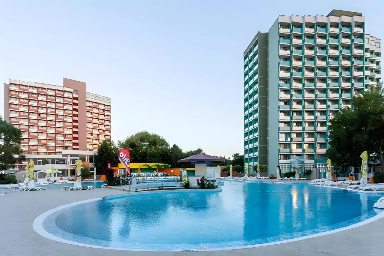 Hotel Aquapark Balada Saturn Mangalya Dış mekan fotoğraf